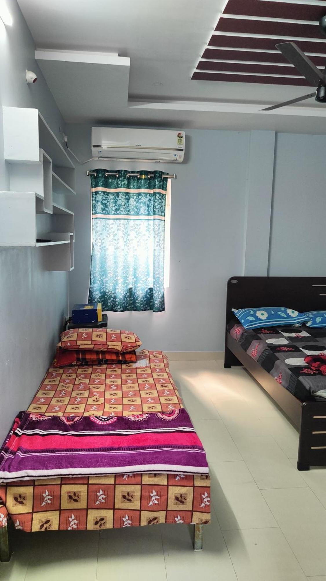 Guru Datta Residency Pithapuram Екстериор снимка